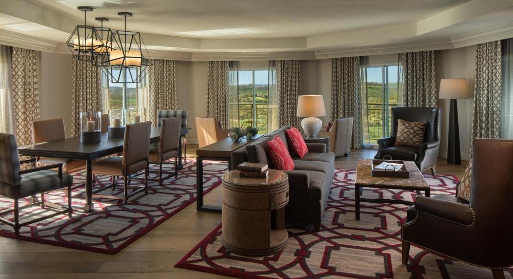 Villas at La Cantera Resort & Spa hotel hero