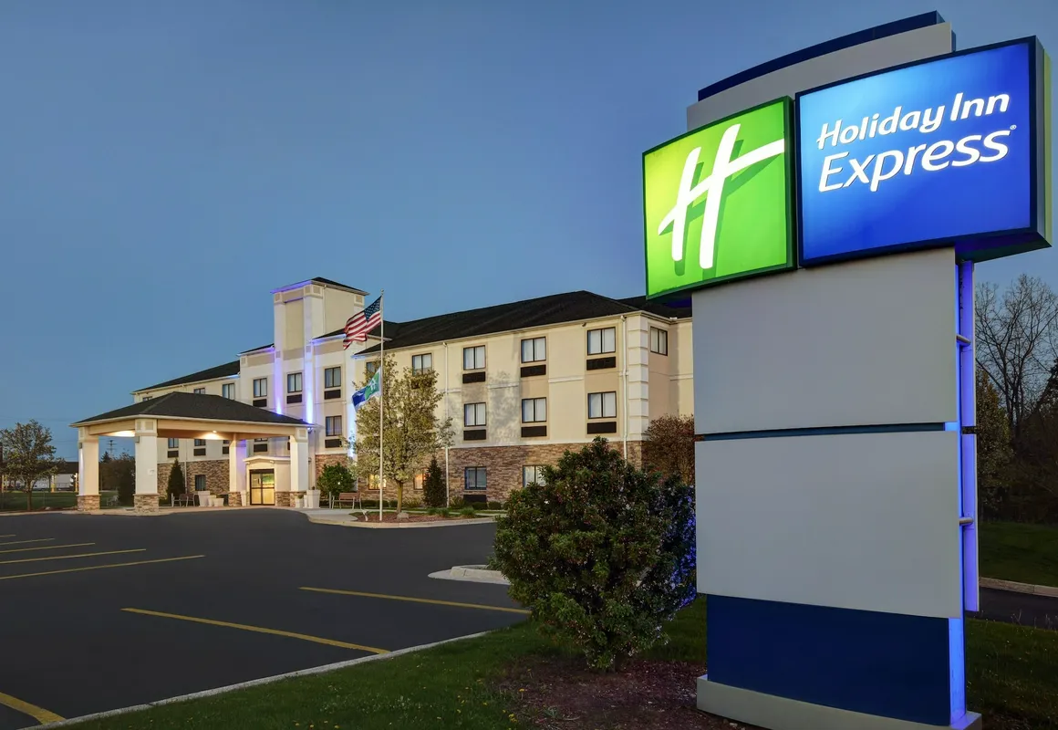 Holiday Inn Express Adrian by IHG hotel hero