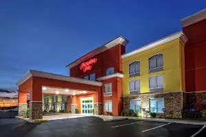 Hampton Inn Latrobe hotel hero