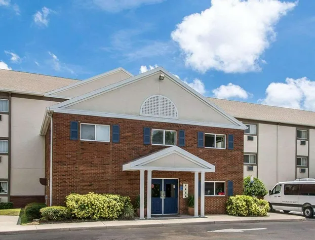 Suburban Studios Melbourne Airport hotel detail image 2