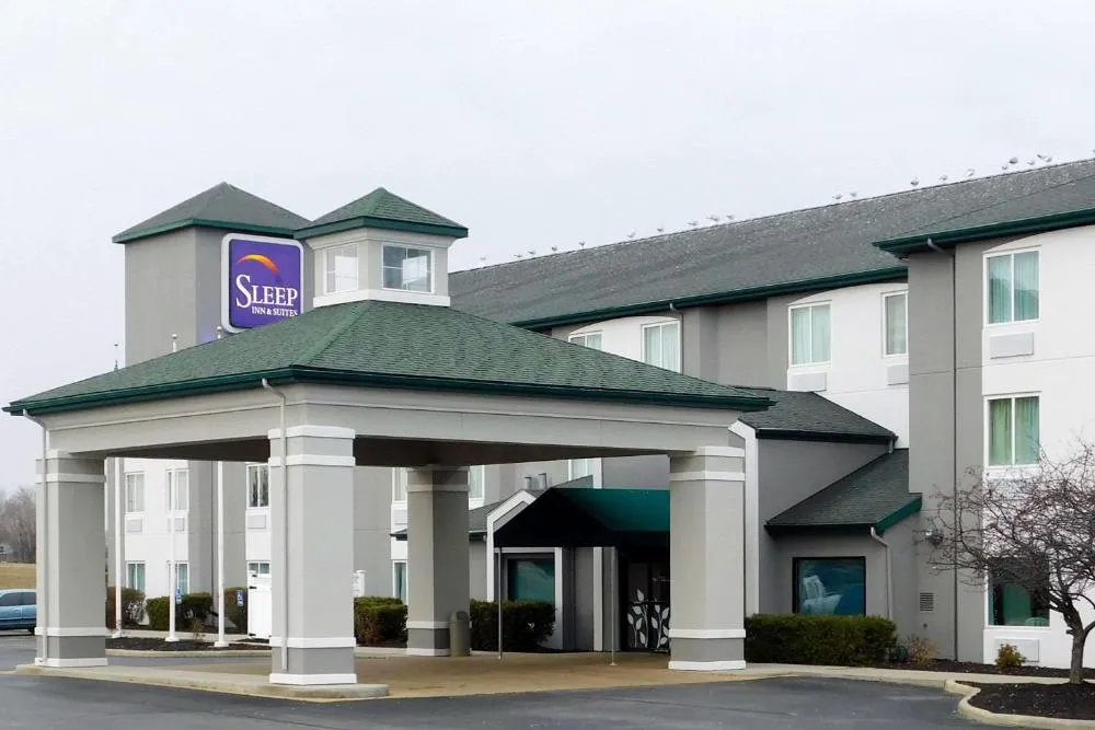 Sleep Inn & Suites Oregon - Toledo hotel hero