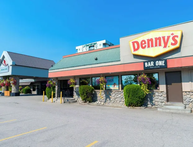 Sandman Hotel & Suites Kelowna hotel detail image 3