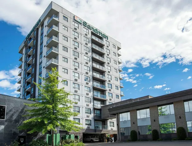 Sandman Hotel & Suites Kelowna hotel detail image 4