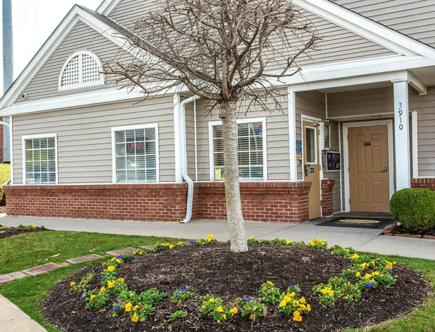 Suburban Studios hotel detail image 1