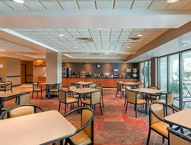 Wingate by Wyndham Lexington hotel detail image 2