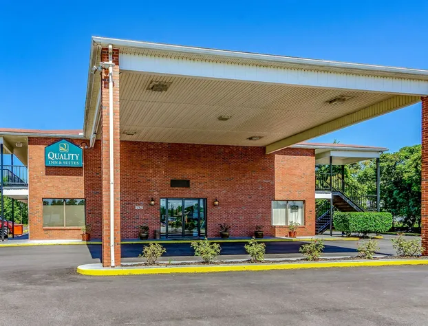 Quality Inn & Suites Creedmoor - Butner hotel detail image 1