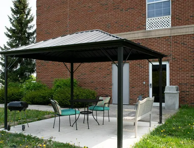 BlissPoint Inn & Suites hotel detail image 4