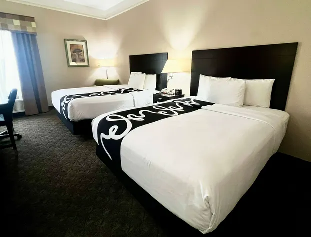 La Quinta Inn & Suites by Wyndham Pharr RGV Medical Center hotel detail image 4