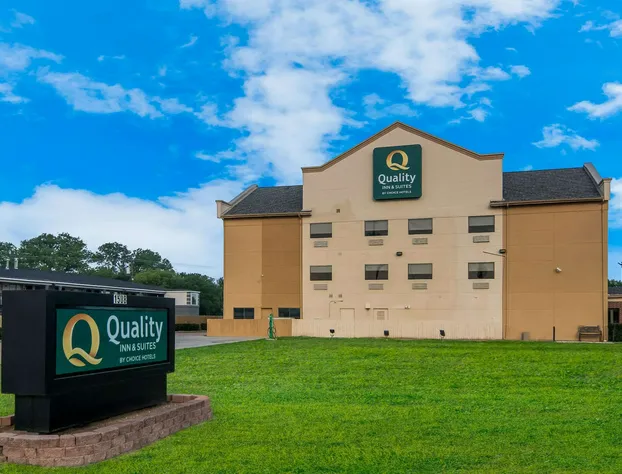 Quality Inn & Suites Waco North hotel detail image 1