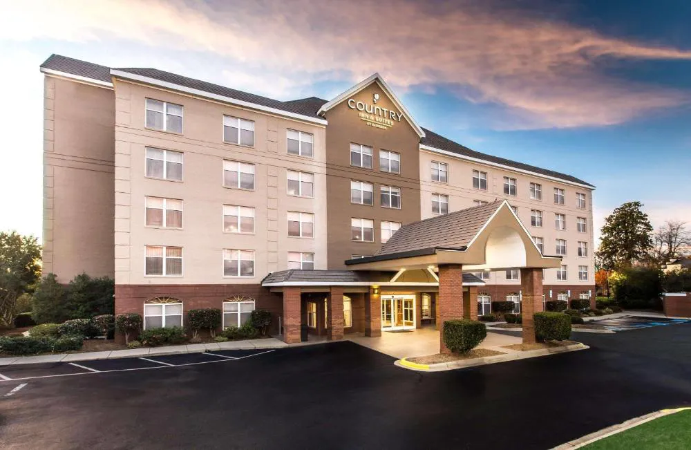 Country Inn & Suites by Radisson, Lake Norman Huntersville, NC hotel hero