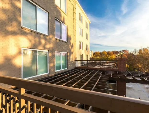 Country Inn & Suites by Radisson, Lake Norman Huntersville, NC hotel detail image 1