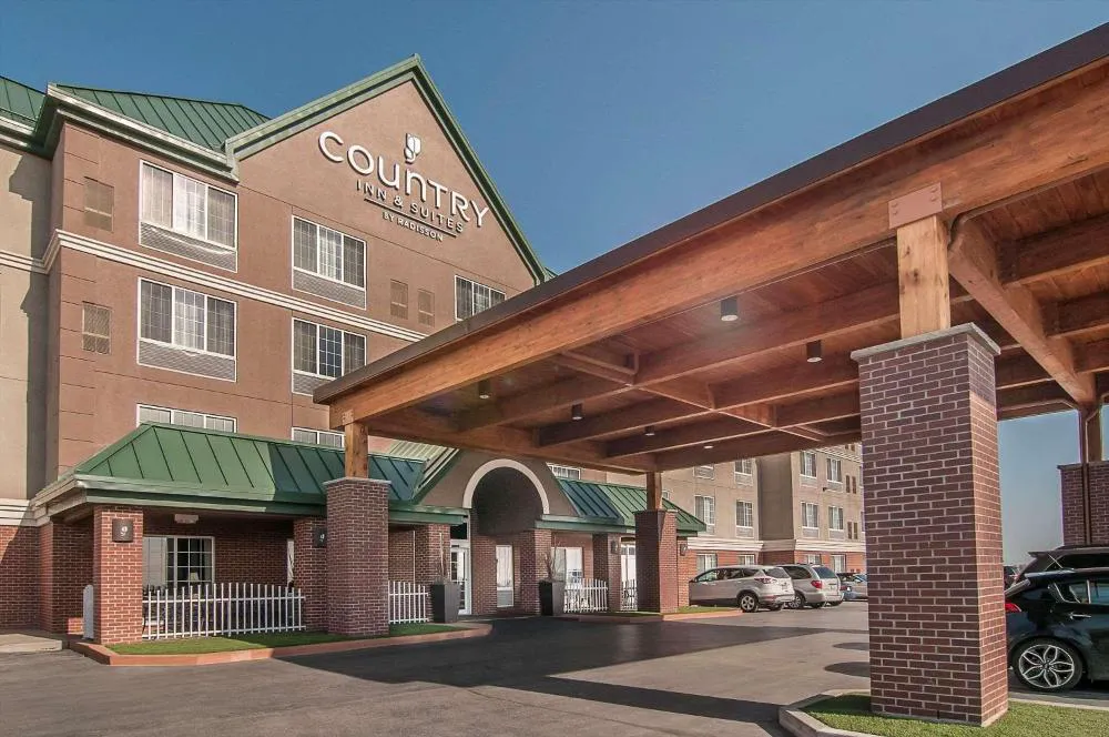 Country Inn & Suites by Radisson, Rapid City, SD hotel hero
