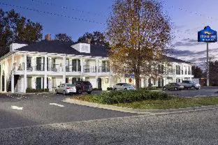 Baymont by Wyndham Eufaula hotel detail image 2