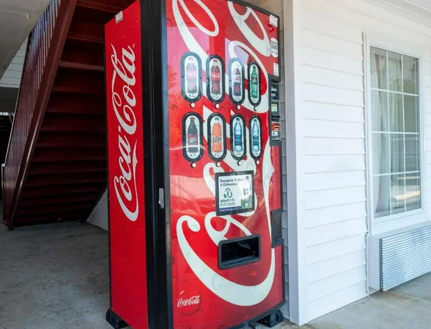 Red Roof Inn & Suites Wilson hotel detail image 4