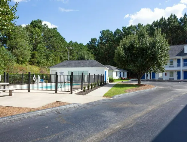 Baymont by Wyndham Greenwood hotel detail image 1