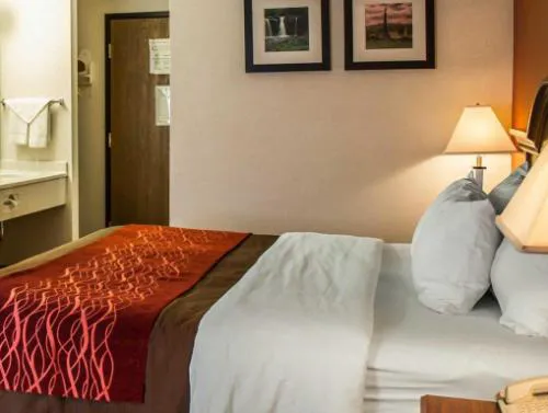 Quality Inn East Liverpool - Calcutta hotel detail image 2