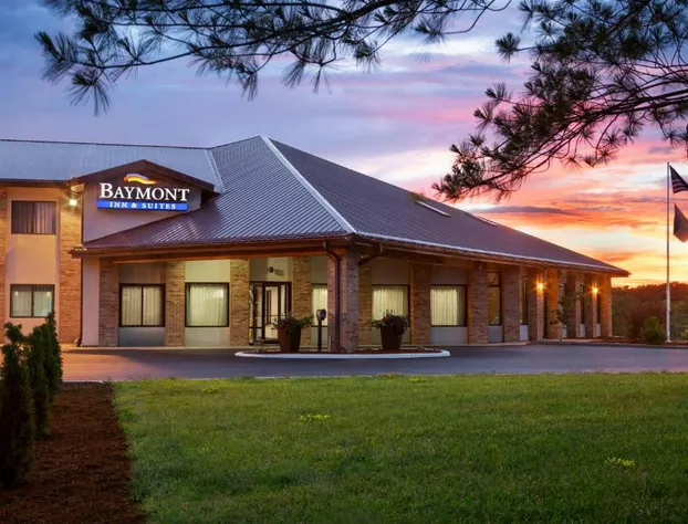 Baymont by Wyndham Warrenton hotel detail image 1