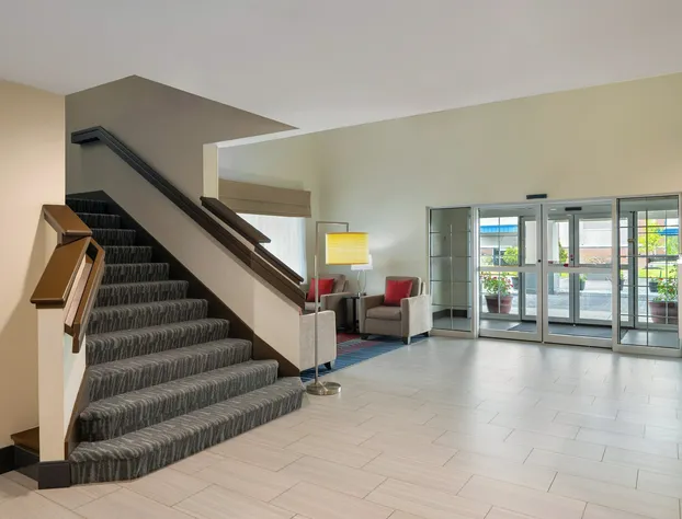 Garner Hotel Londonderry - Manchester by IHG hotel detail image 3