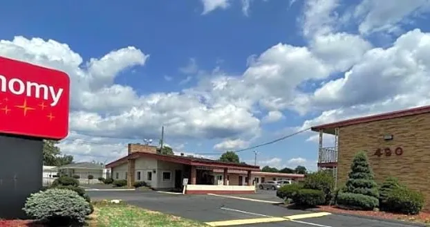 Economy Inn hotel detail image 1