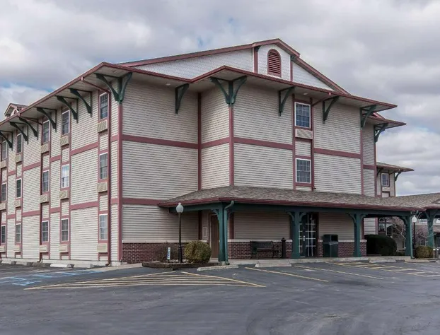 Comfort Inn Marshall Station hotel detail image 2