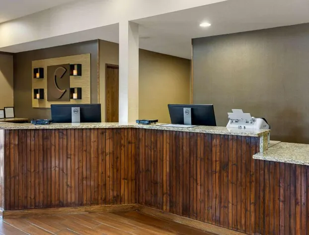 Comfort Inn Marshall Station hotel detail image 4