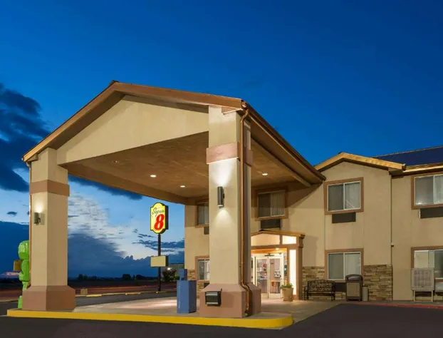 Super 8 by Wyndham Roswell hotel detail image 3