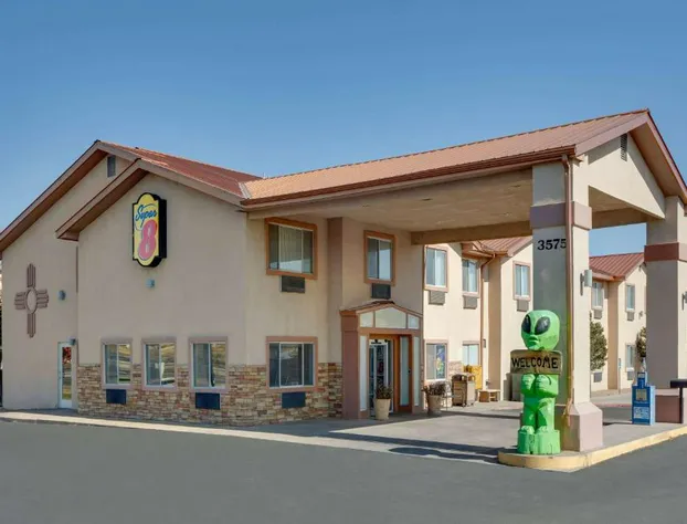 Super 8 by Wyndham Roswell hotel detail image 2