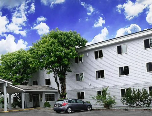 Super 8 by Wyndham Juneau hotel detail image 1