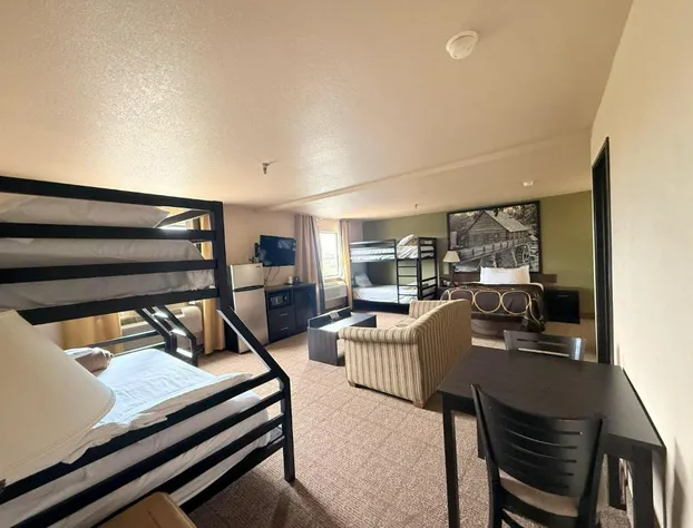 Super 8 by Wyndham Macon hotel detail image 2