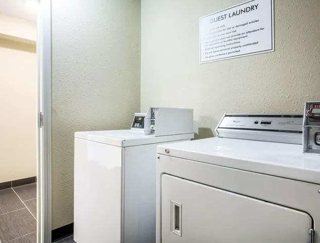 Travelodge by Wyndham Wahpeton Event Center hotel detail image 3