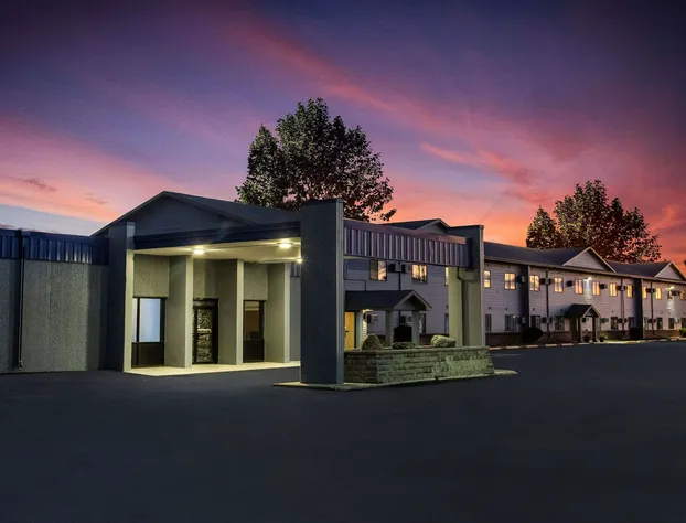 Travelodge by Wyndham Wahpeton Event Center hotel detail image 1