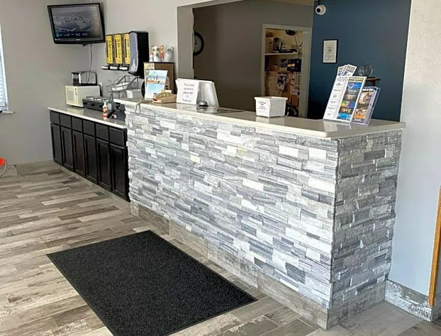 Super 8 by Wyndham Prairie Du Chien hotel detail image 3