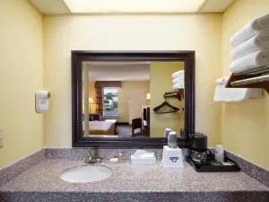 Days Inn by Wyndham Richburg hotel detail image 1