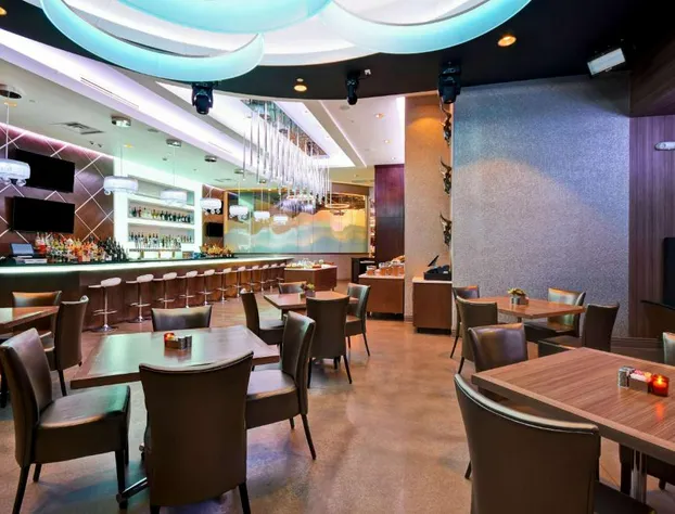 DoubleTree by Hilton Deadwood at Cadillac Jack's hotel detail image 4