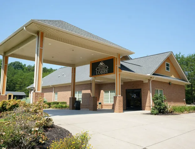 Columbus Inn and Suites hotel detail image 3