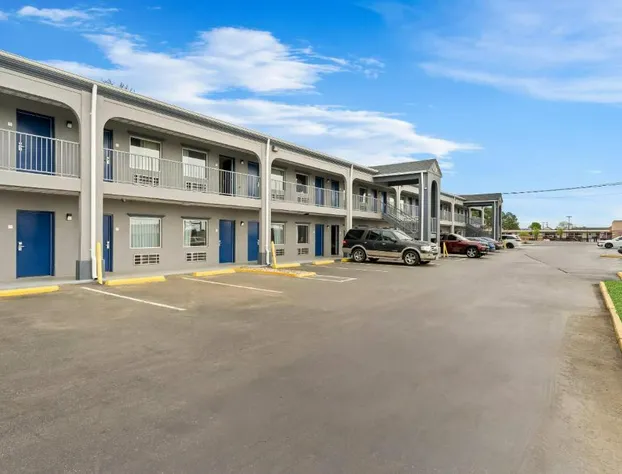 Econo Lodge Fredericksburg near I-95 hotel detail image 3