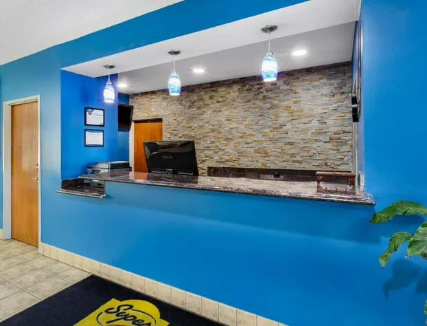 Super 8 by Wyndham Kokomo hotel detail image 3