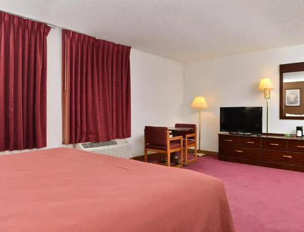Americas Best Value Inn Beardstown hotel detail image 4