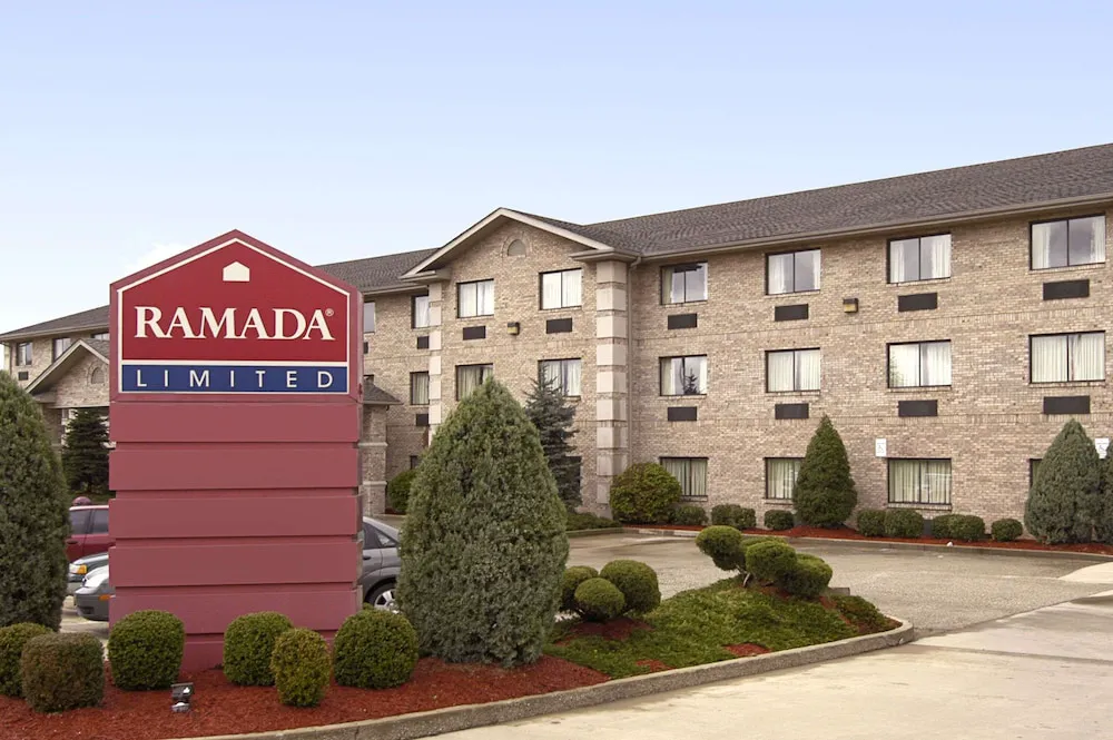 Ramada Limited Mount Sterling hotel hero