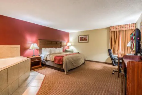 Red Roof Inn & Suites Little Rock hotel detail image 2