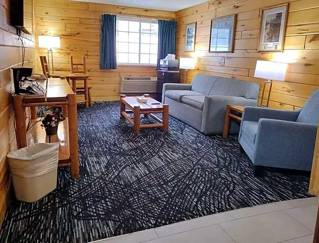 Baymont by Wyndham Duluth hotel detail image 3