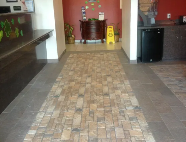 Americas Best Value Inn Somerville hotel detail image 3