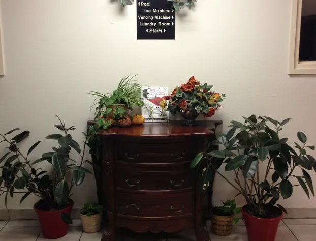 Americas Best Value Inn Somerville hotel detail image 4