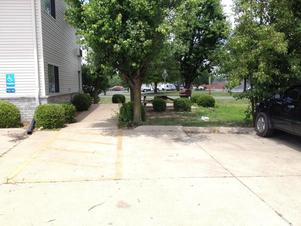 Hunter Lodge hotel hero