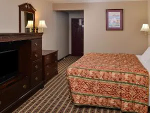 Econo Lodge Inn & Suites Warsaw hotel detail image 1