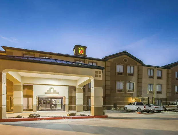 Super 8 by Wyndham Port Arthur/Nederland Area hotel detail image 1