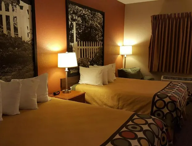 Super 8 by Wyndham Central City hotel detail image 3