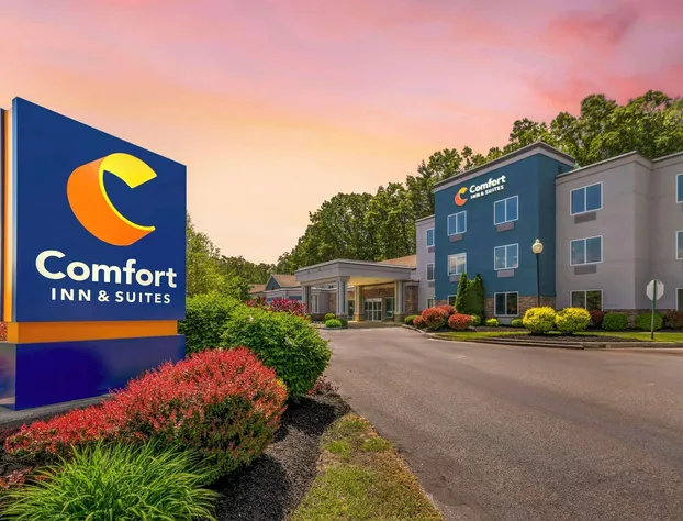 Comfort Inn & Suites Saratoga Springs hotel detail image 3