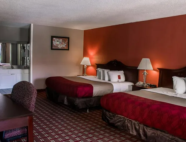 Greeneville Inn and Suites hotel detail image 3