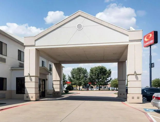 Econo Lodge Weatherford hotel detail image 3